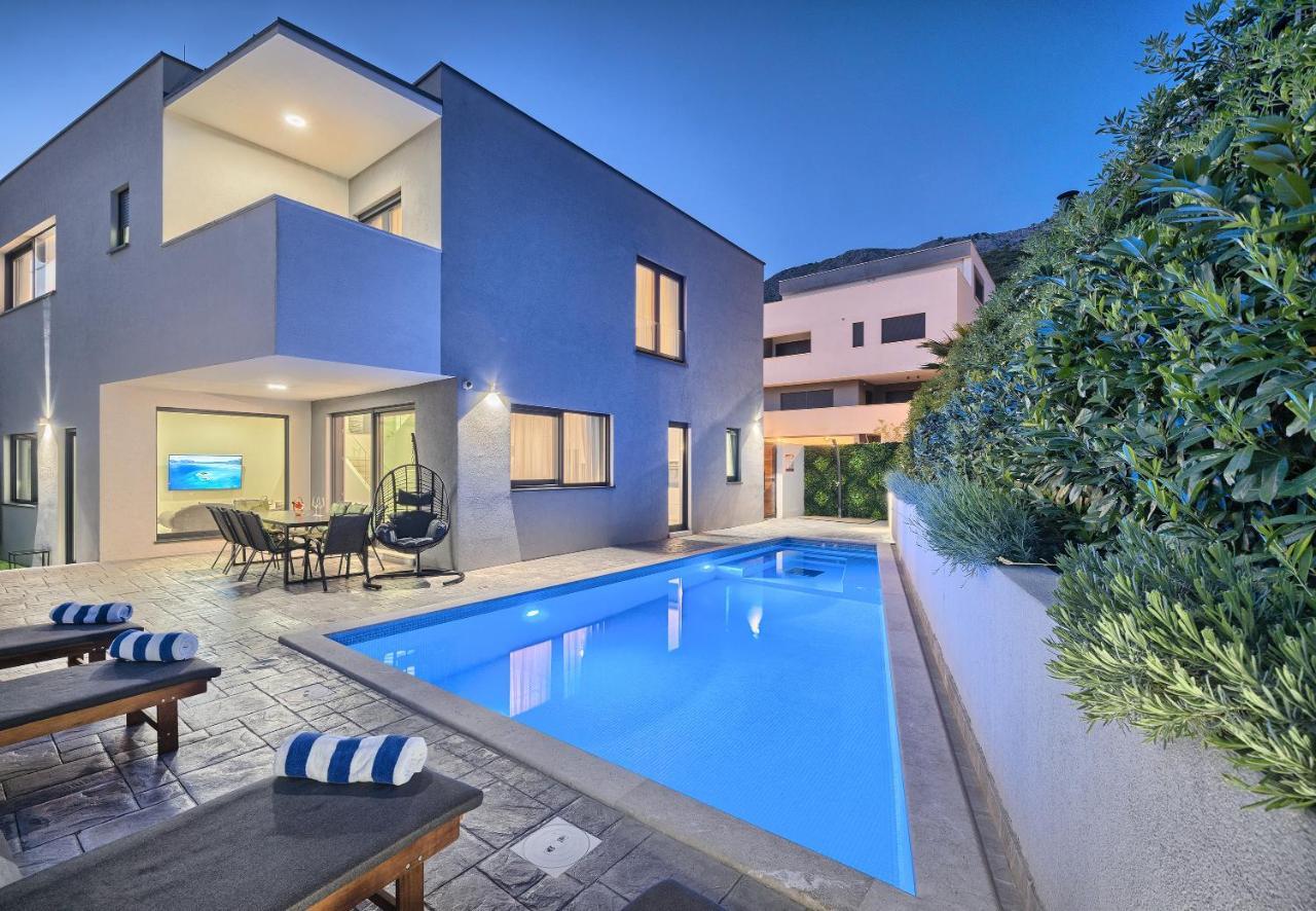 Villa Celestial Split Exterior photo